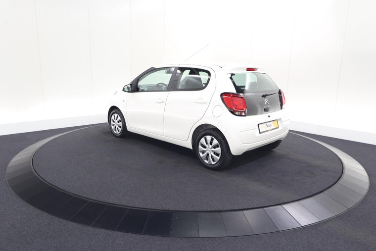 Vehicle Image 19