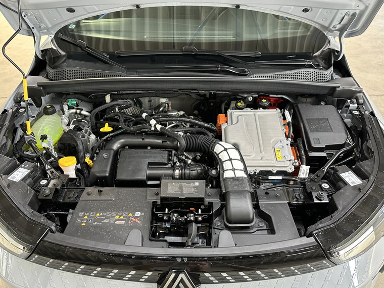 Vehicle Image 35