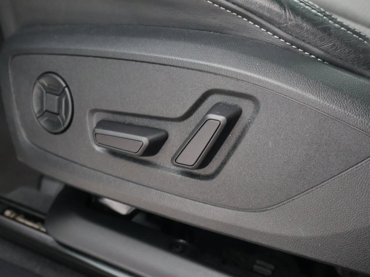 Vehicle Image 50