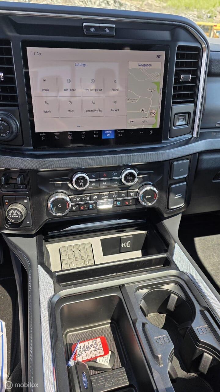 Vehicle Image 40