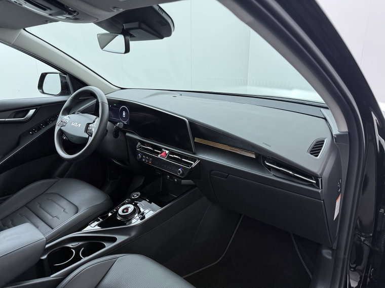 Vehicle Image 40