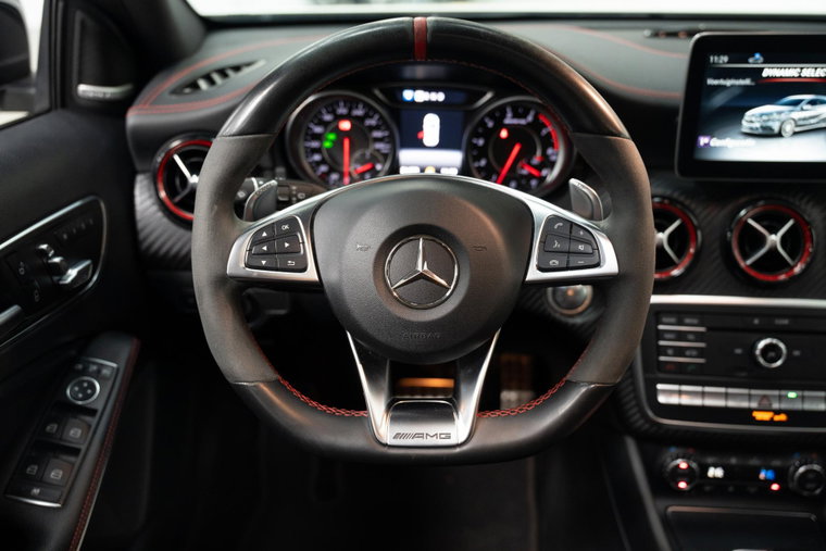 Vehicle Image 30