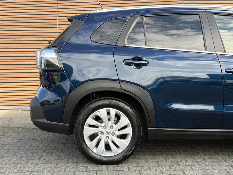 Vehicle Image 19