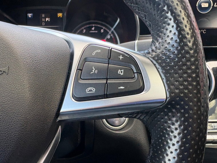 Vehicle Image 19