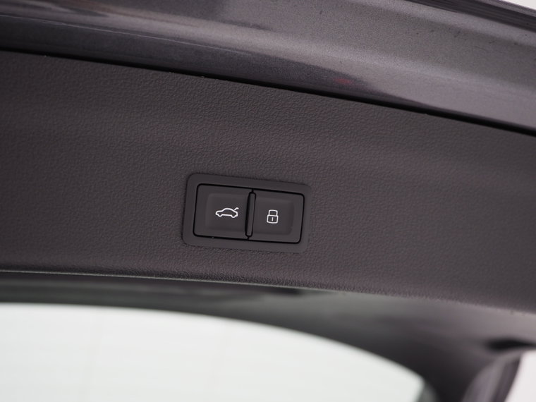 Vehicle Image 41