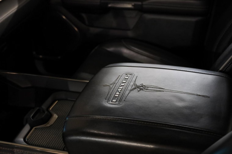 Vehicle Image 31