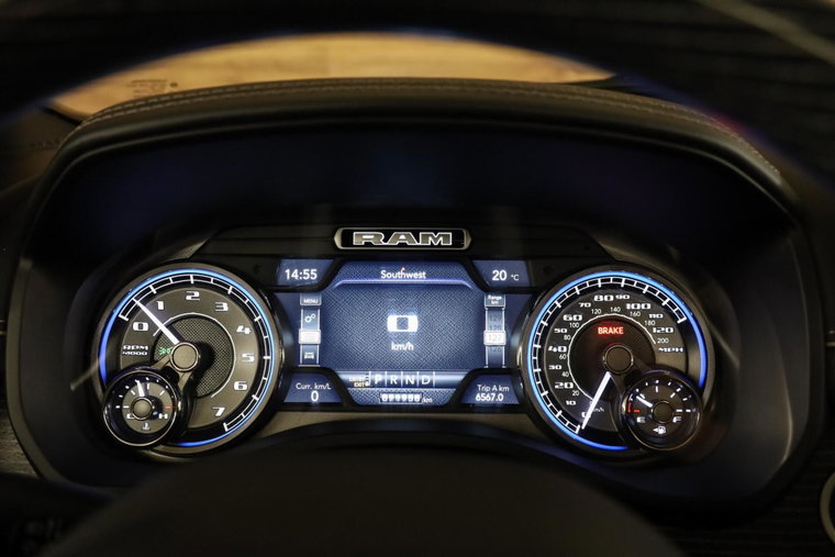 Vehicle Image 37