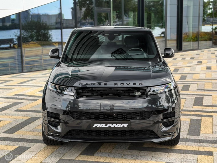 Vehicle Image 9