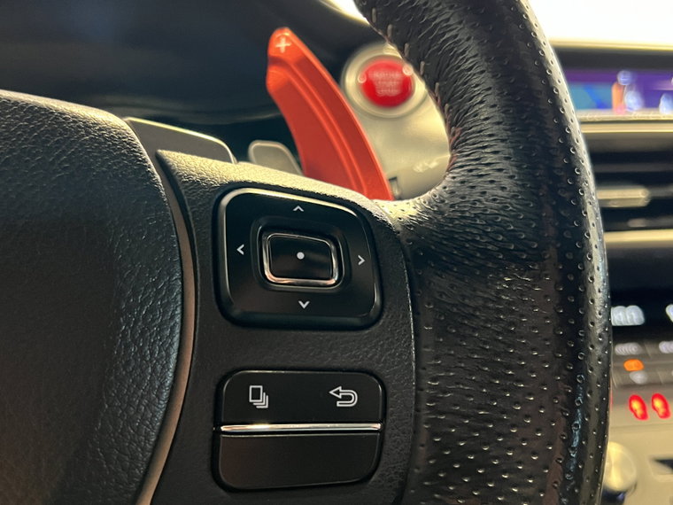 Vehicle Image 26