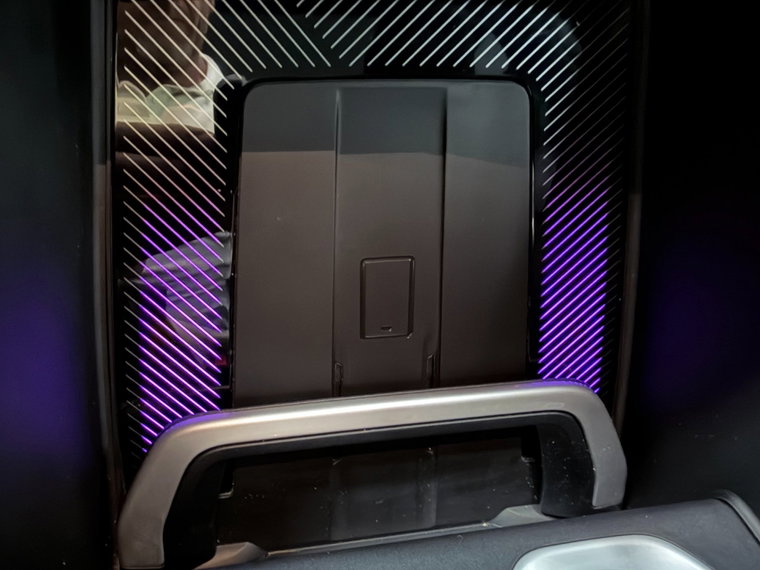 Vehicle Image 31