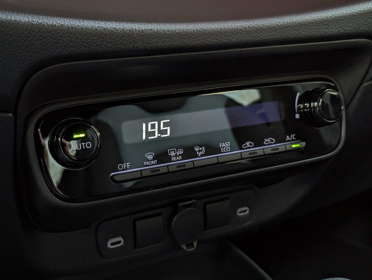 Vehicle Image 36