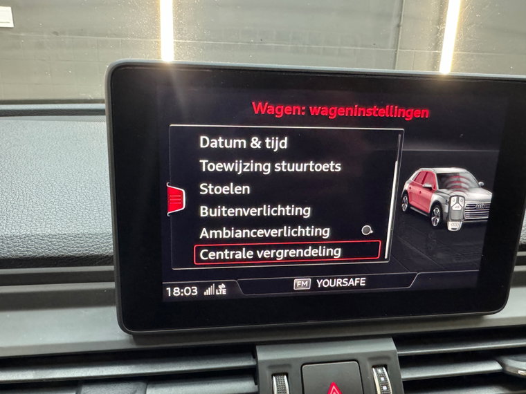 Vehicle Image 32