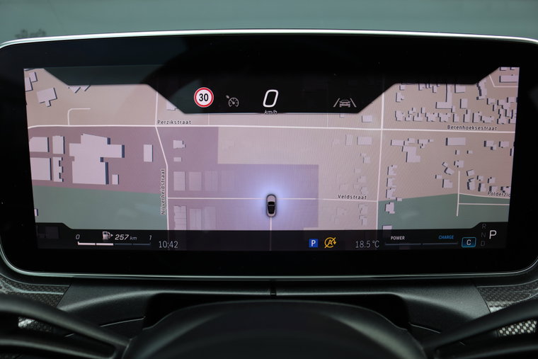 Vehicle Image 30