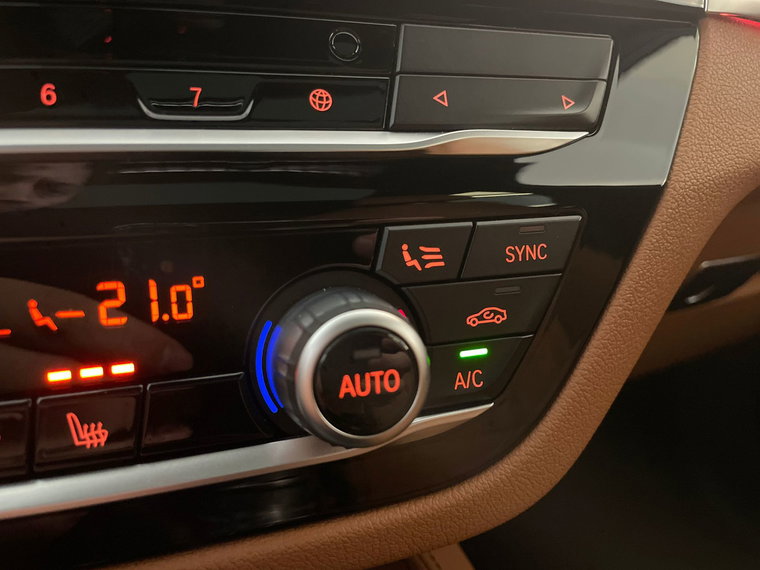Vehicle Image 45