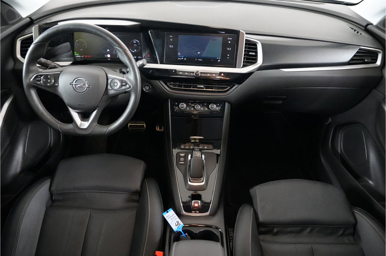 Vehicle Image 11