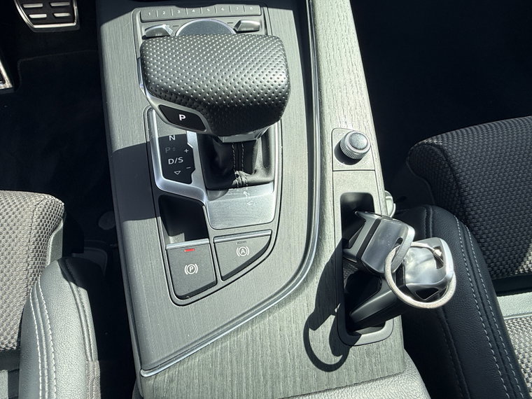 Vehicle Image 31