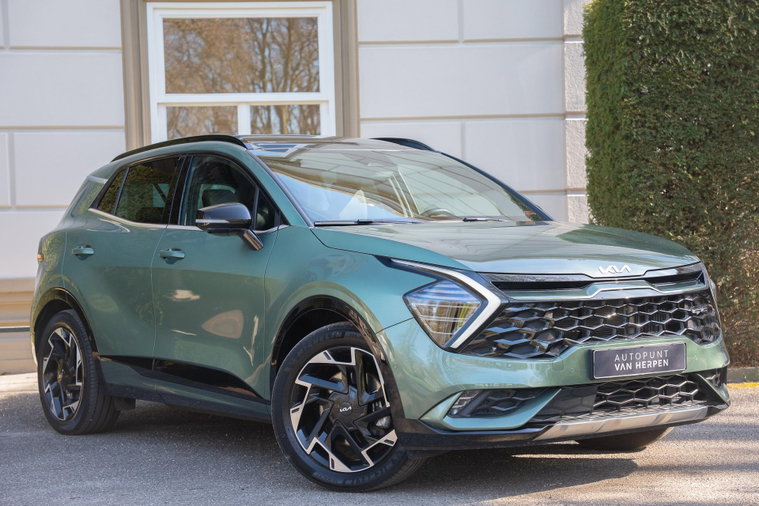 Vehicle Image 7