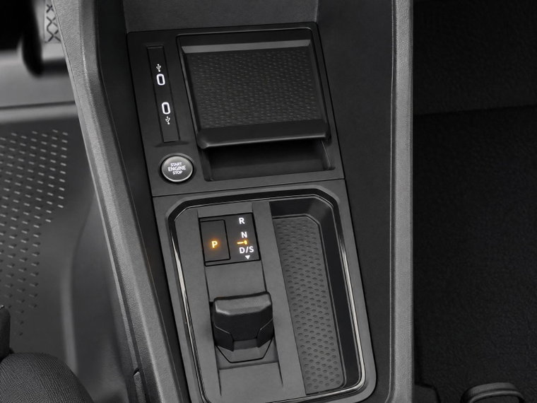 Vehicle Image 16