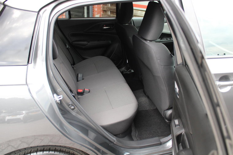 Vehicle Image 11