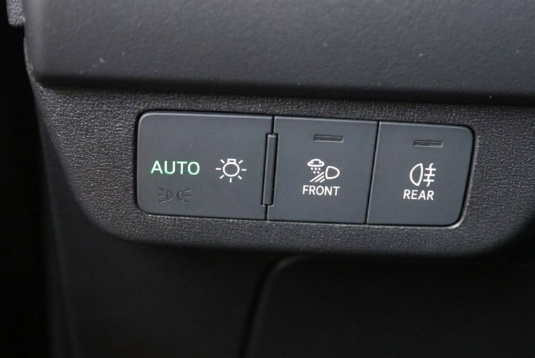 Vehicle Image 26
