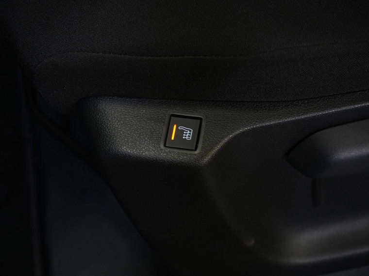 Vehicle Image 27