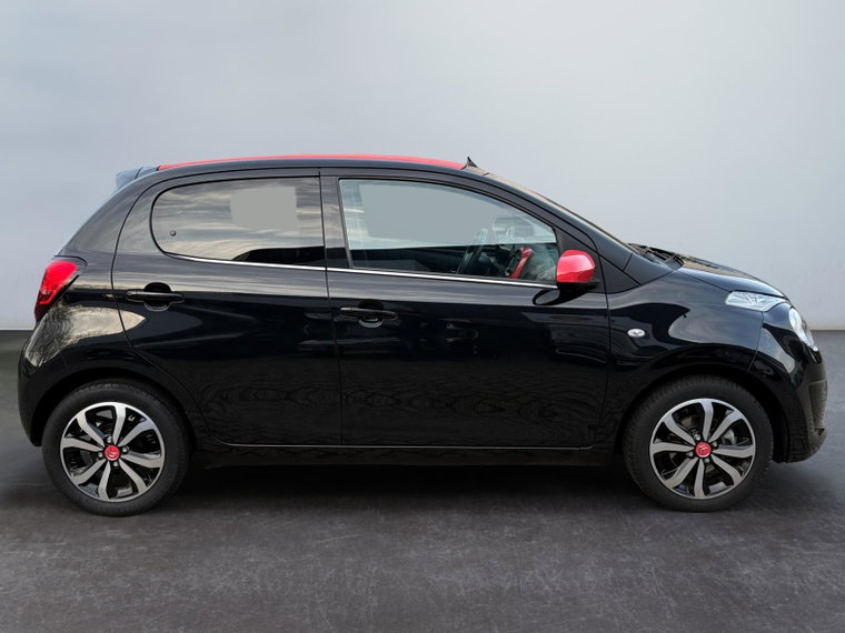 Vehicle Image 6
