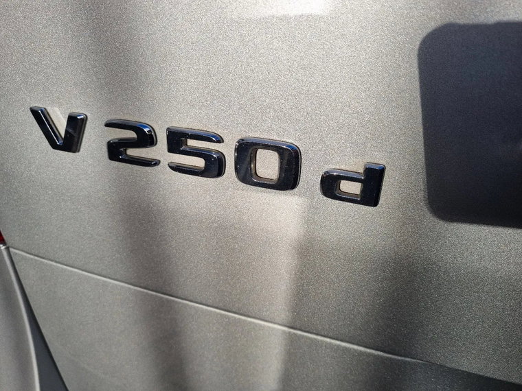Vehicle Image 34