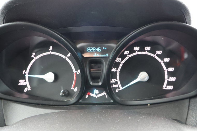 Vehicle Image 18