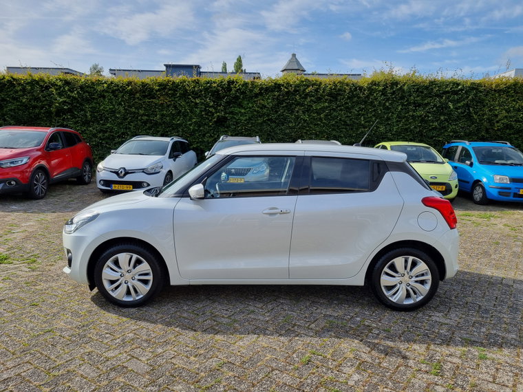 Vehicle Image 19
