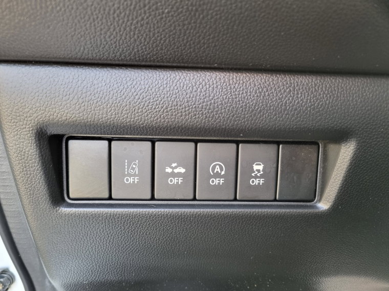 Vehicle Image 28