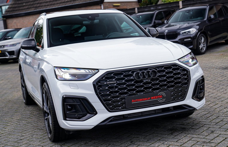 Vehicle Image 15