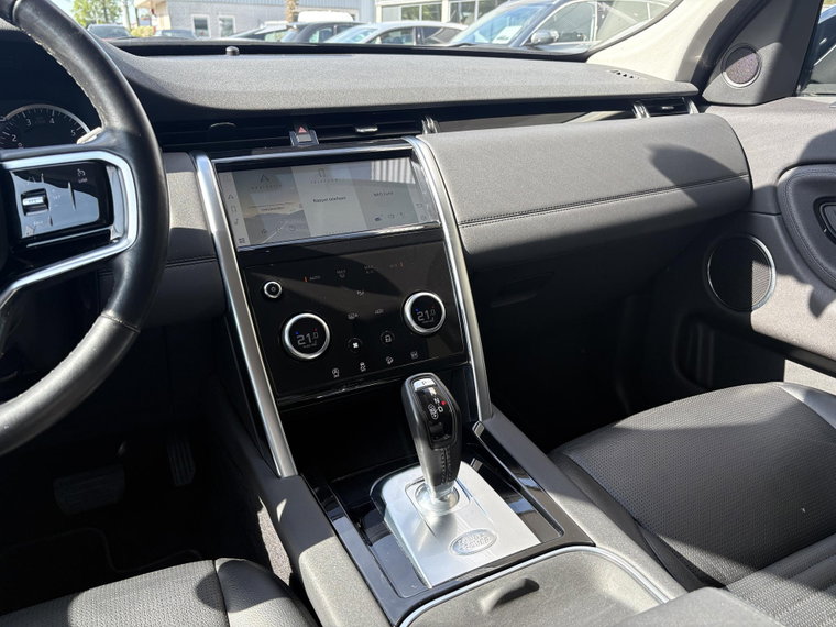 Vehicle Image 19
