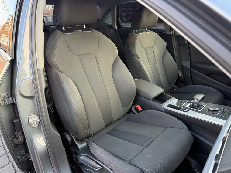 Vehicle Image 15