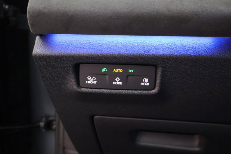Vehicle Image 19