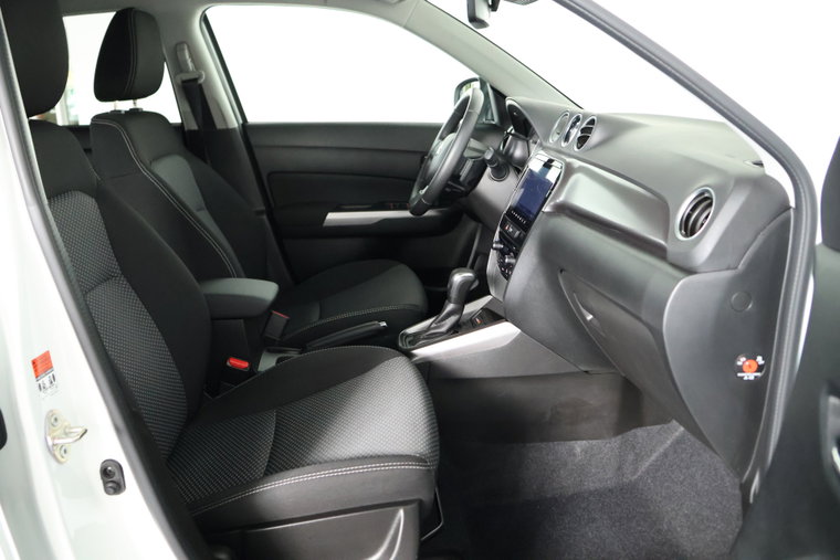 Vehicle Image 13
