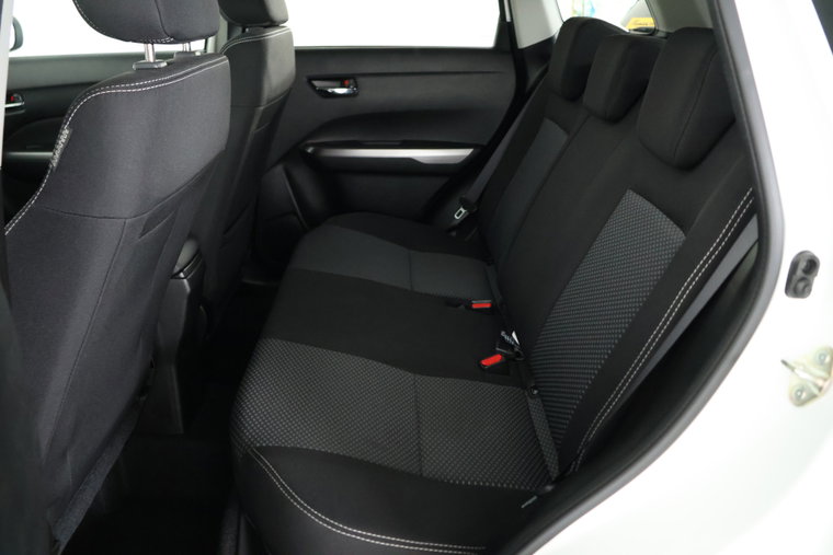 Vehicle Image 14