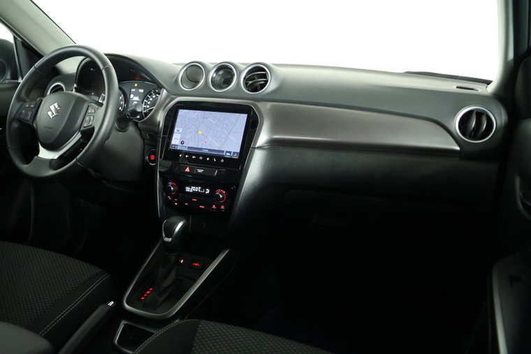 Vehicle Image 11