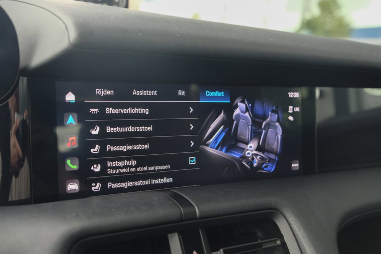 Vehicle Image 35