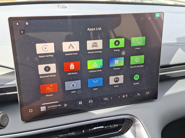 Vehicle Image 4