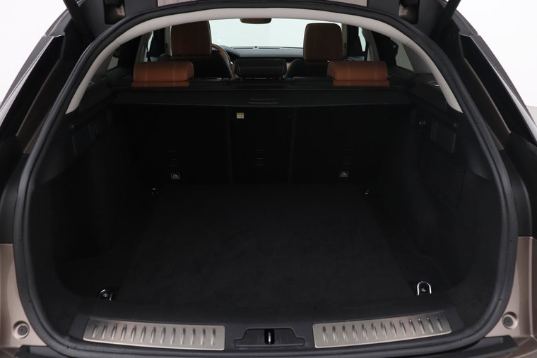Vehicle Image 48