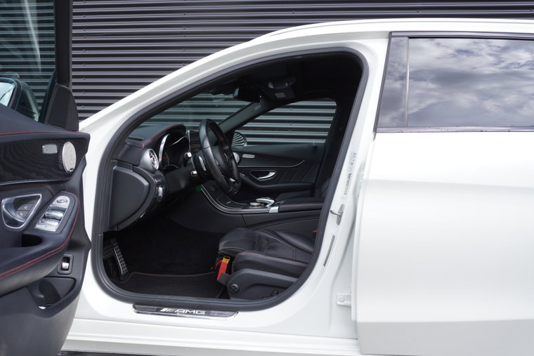 Vehicle Image 19