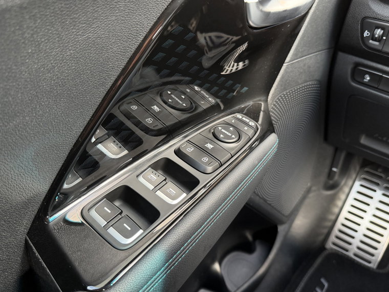 Vehicle Image 45