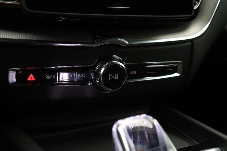 Vehicle Image 39