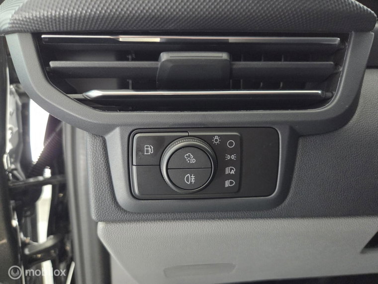 Vehicle Image 41