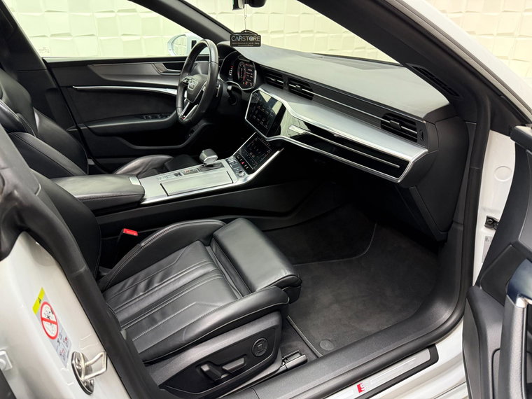 Vehicle Image 40