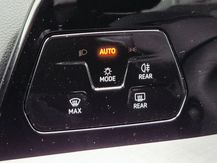 Vehicle Image 33