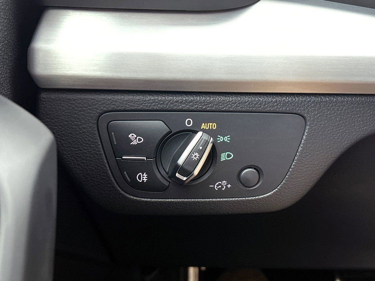 Vehicle Image 46