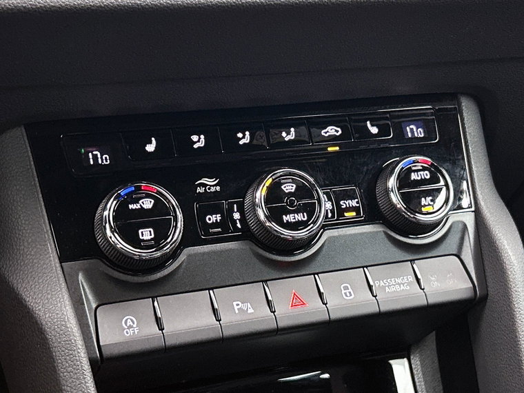 Vehicle Image 26