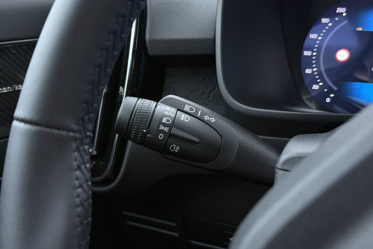 Vehicle Image 34