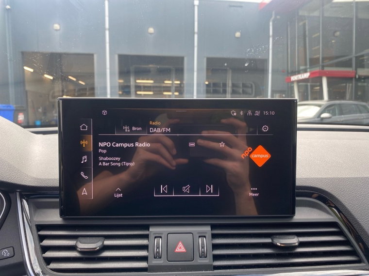 Vehicle Image 22